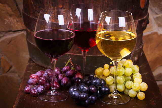 14 recipes of homemade wine from grapes