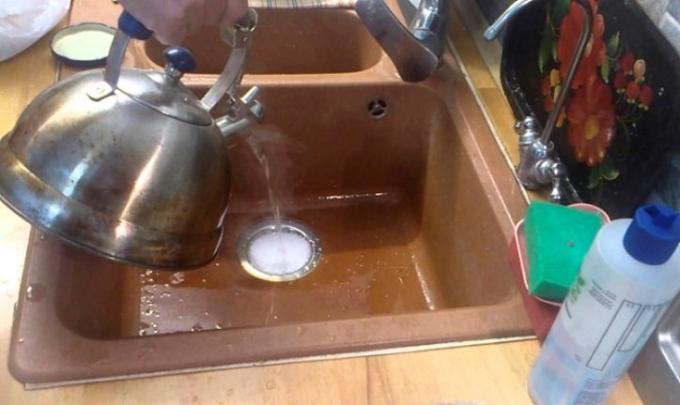 The sink in the kitchen is clogged: how to do it yourself, instructions, photo and video tutorials