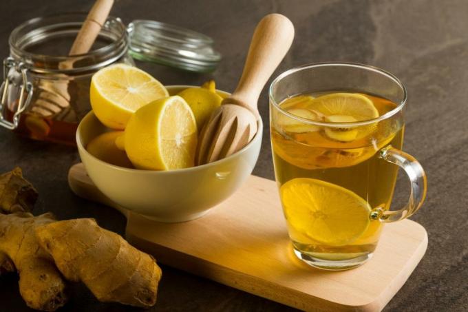 As ginger will help to win illnesses and strengthen the immune system of your body simply and inexpensively: 5 Effective recipes