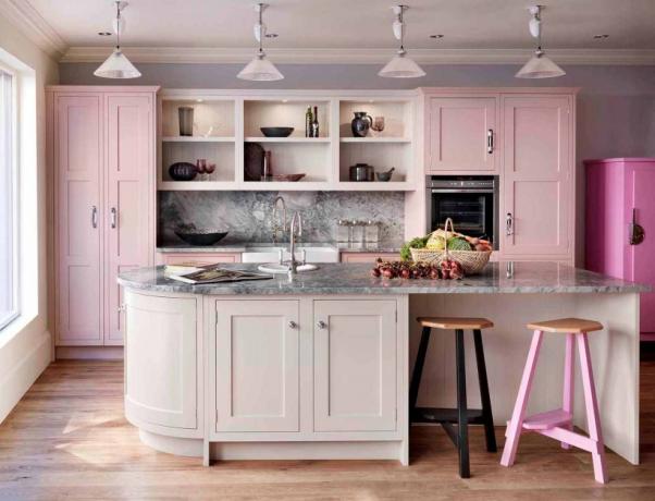 Duo of pink kitchen unit and mother-of-pearl wall decoration