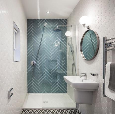 Very small bathroom: 7 Design Ideas
