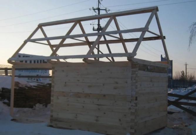 Build a framework bath or buy ready-made, if the budget is 50 thousand rubles?
