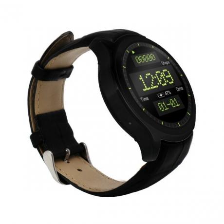 NO.1 D5+: smartwatch with built-in phone