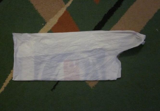 fold the bag horizontally, then vertically. / Photo: vsezdorovo.com