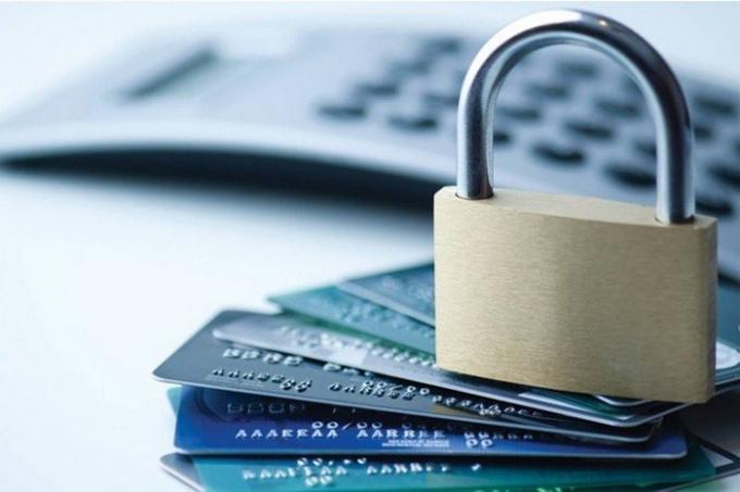 7 tips on how to protect your bankcard from fraudsters