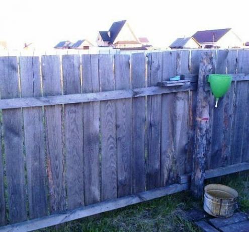 Old fence, his new life