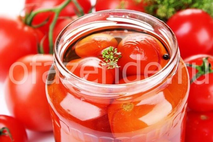 Tomatoes without vinegar for winter. Illustration for an article is used for a standard license © ofazende.ru