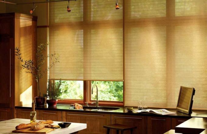Linen roller blinds in the eco-style kitchen