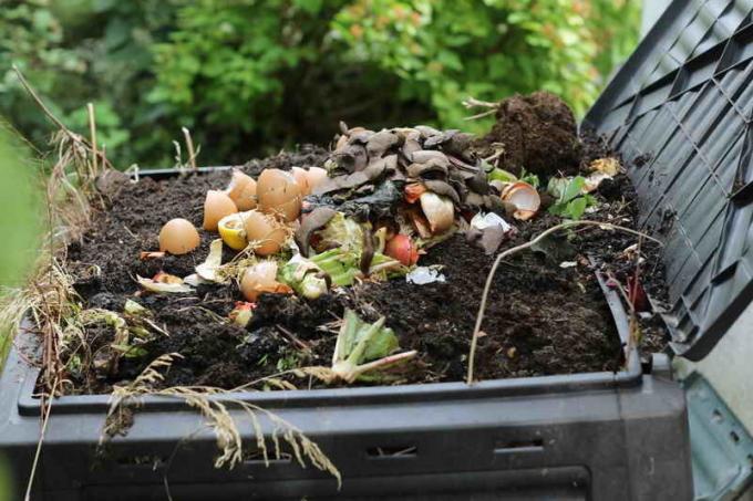 How to prepare compost