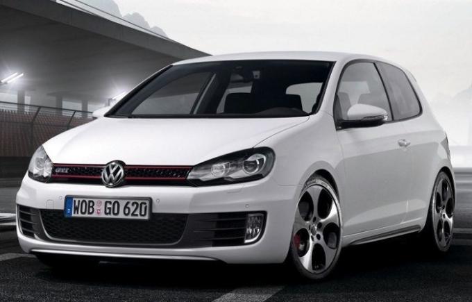 Volkswagen Golf GTI 2010-2013 model years received terrible reliability assessment. | Photo: cheatsheet.com.