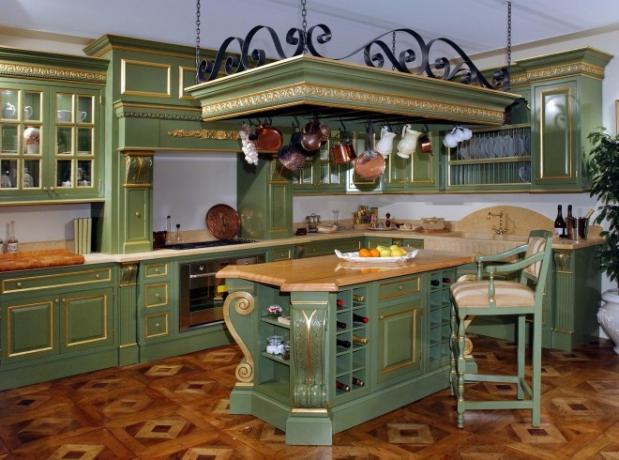 Classic style kitchen.