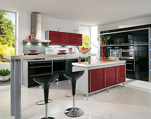 A bar counter is one of the effective methods of kitchen zoning