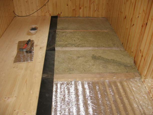 How and what to insulate the floor in the bath? simple instructions