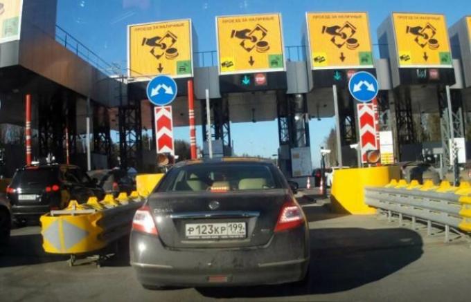 How can I get to the Russian hare on toll roads: the experience of domestic motorists