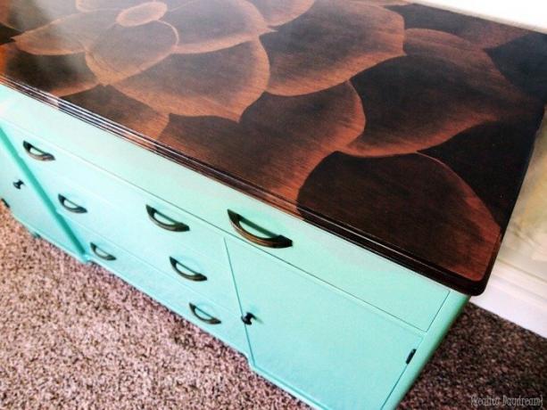 She gave the old dresser a "second life", turning it into a stylish piece of furniture