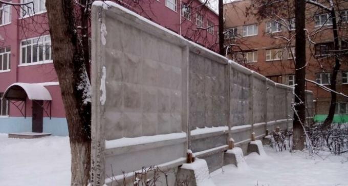 Fence with diamonds - one of the large-scale Soviet projects.