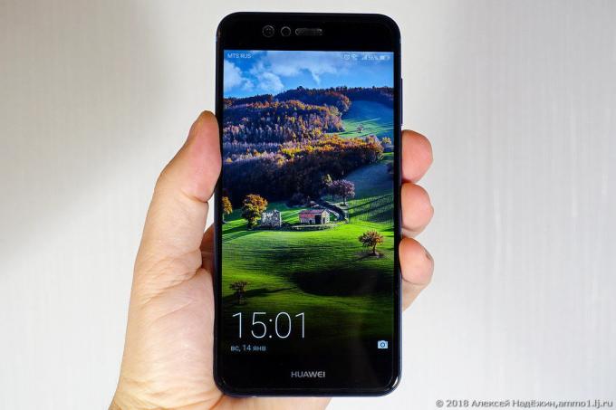 Overview: Smartphone Huawei nova 2 Plus