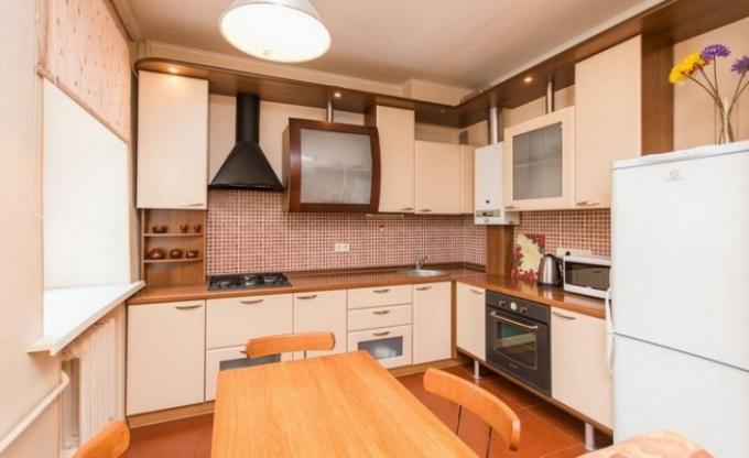Kitchen design in Khrushchev with a gas water heater (35 photos): how to create with your own hands, instructions, photo and video tutorials