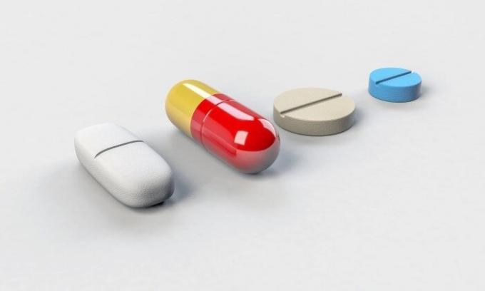 Some pills are harmful instead of good, need to be especially careful. / Photo: scopeblog.stanford.edu. 