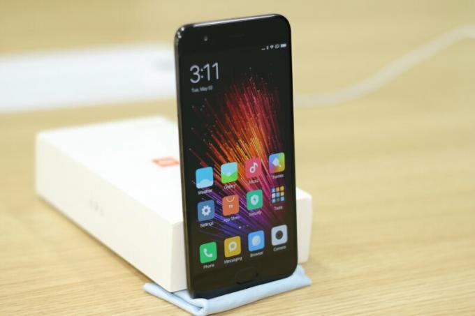 Review of the Xiaomi Mi 6 smartphone - a powerful and functional flagship - Gearbest Blog Russia