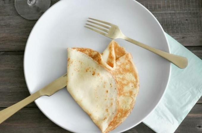 The secret of perfect pancakes, like at a cafe.