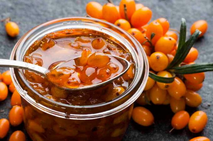 Simple recipes from the sea buckthorn in the winter - home-made
