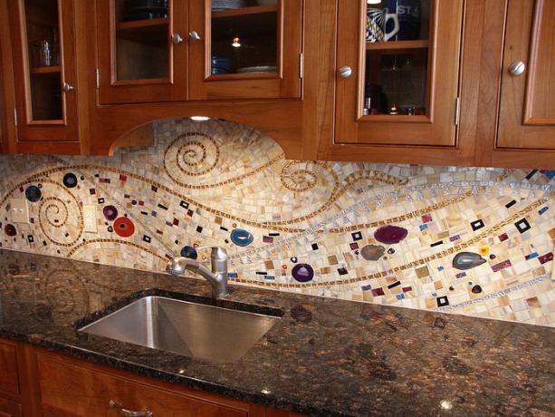 ceramic panel for the kitchen