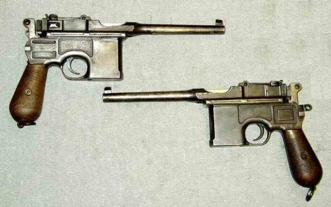 Pistol Mauser C96: favorite weapon of officers and revolutionaries