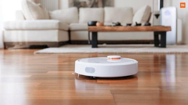 The powerful Xiaomi Mi Robot Vacuum robot vacuum cleaner is priced at $250