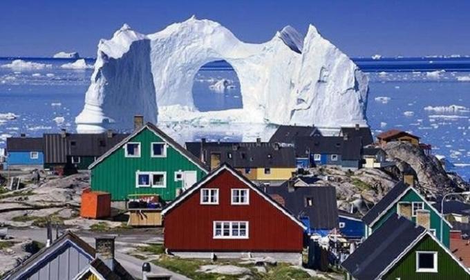 City Longyearbyen is famous worldwide for unusual colored houses.