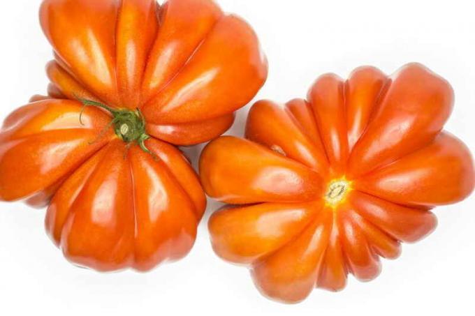 The secrets of growing tomatoes "beef heart"