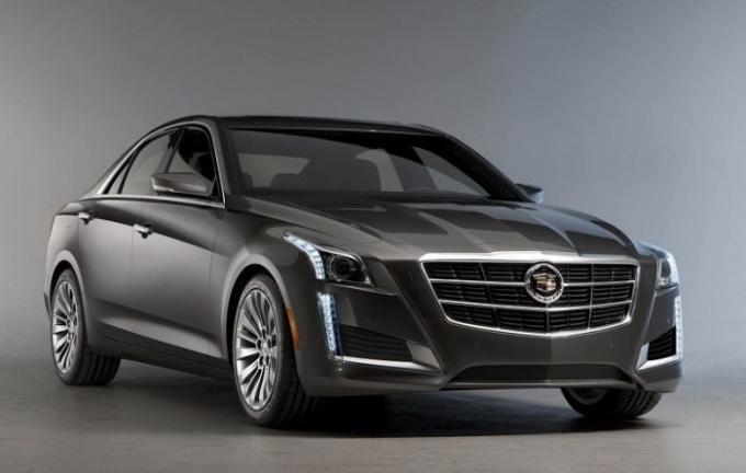American business-class sedan Cadillac CTS, 2014. | Photo: cheatsheet.com.