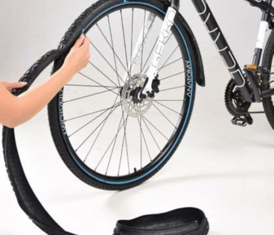 "Shedding" tires, which can no longer change smb.'S shoes Bike