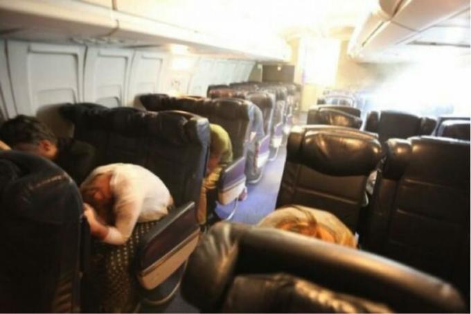 What passengers are asked to tilt your head to the knees in the event of an emergency landing.