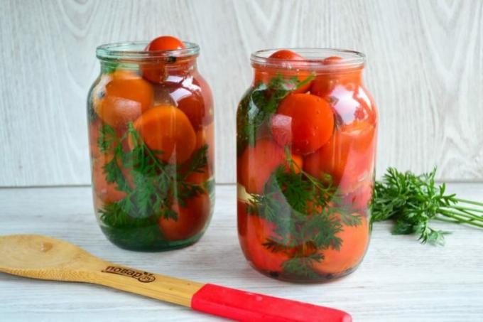 Tomatoes with carrot tops