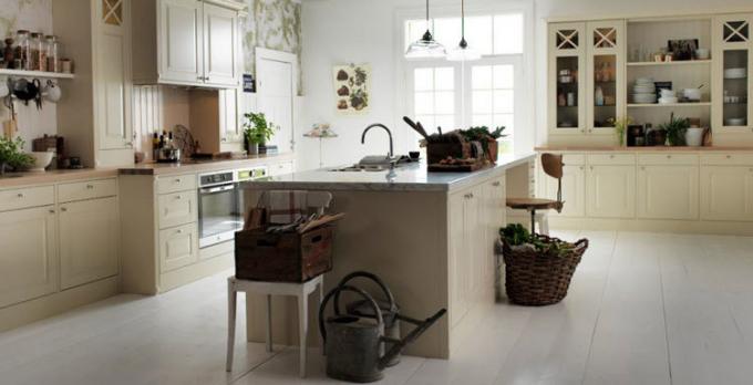 Each element of the kitchen set must perform a specific function.