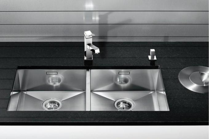 Blanco kitchen sinks (39 photos): video instructions for choosing with your own hands, features of kitchen sinks made of artificial stone, price, photo