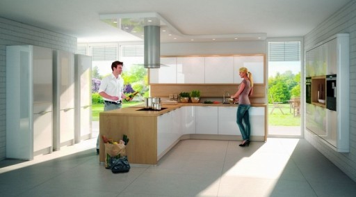 A variant of the layout of the walk-through kitchen