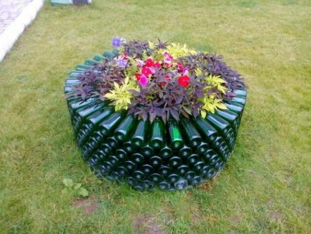 Flower beds made of plastic