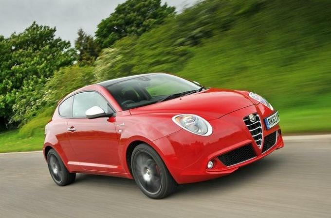 Cute Italian mini-hatchback Alfa Romeo Mito. | Photo: autocar.co.uk.