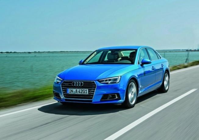 Experts praised the Audi A4. | Photo: yandex.com. Advertising. 